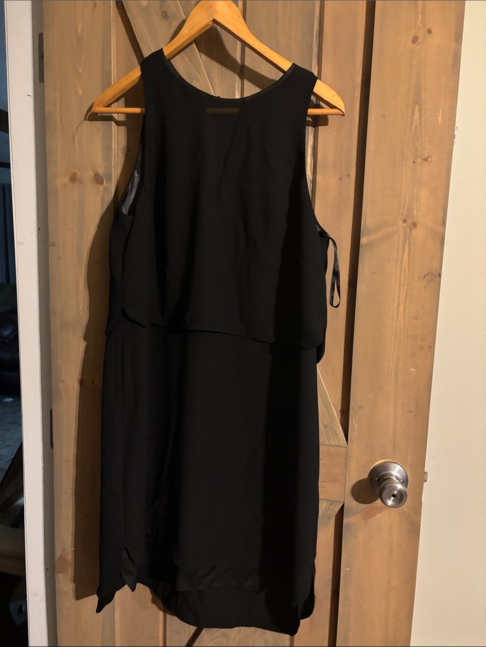 Sleeveless Black Layered Midi Dress